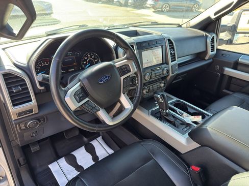 Used 2017 Ford F150 Lariat w/ Equipment Group 502A Luxury image 13
