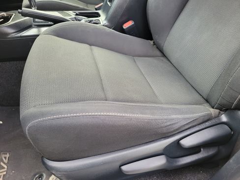 Used 2018 Toyota RAV4 XLE image 10