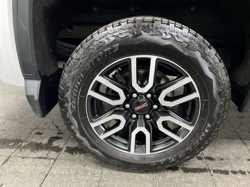 Certified 2024 GMC Sierra 1500 AT4 w/ Technology Package image 33