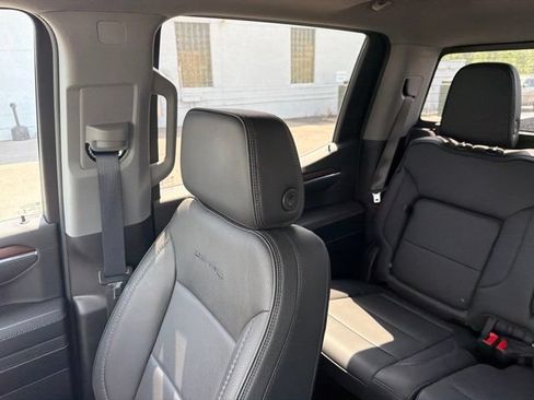 Used 2025 GMC Sierra 1500 Denali w/ Denali Reserve Package AWD/4WD image 71