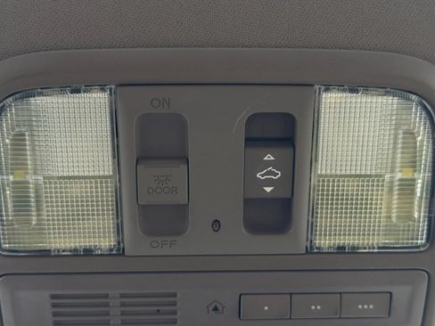 Used 2010 Honda Pilot EX-L image 33