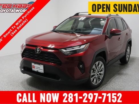 Used 2023 Toyota RAV4 XLE Premium image 1