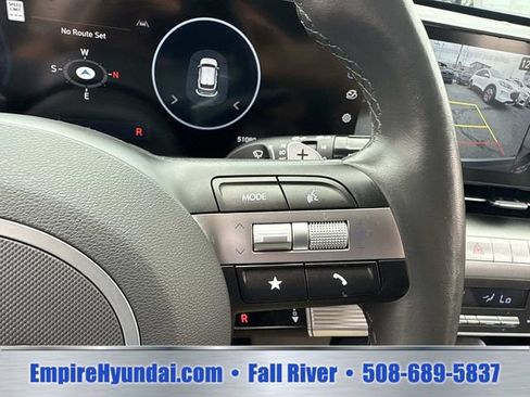 Used 2024 Hyundai Kona Limited AWD/4WD image 29