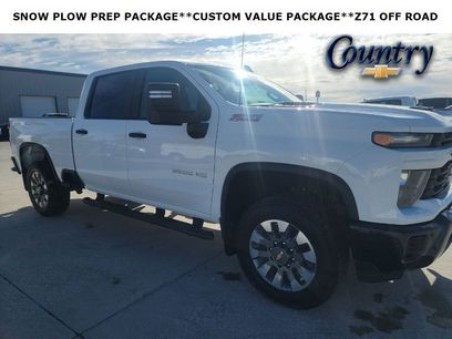 Used 2025 Chevrolet Silverado 2500 Custom w/ Custom Value Package
