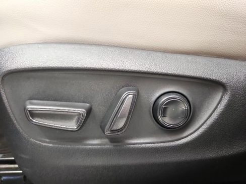 Used 2026 Toyota Grand Highlander AWD Hybrid image 16