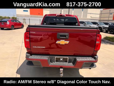 Used 2018 Chevrolet Colorado Z71 AWD/4WD image 3