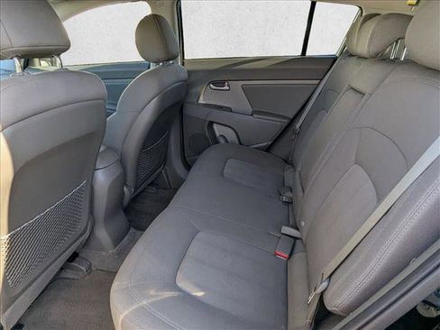 Used 2011 Kia Sportage LX w/ Convenience Pkg image 17