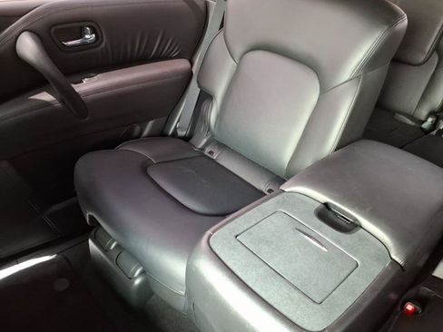 Used 2022 Nissan Armada SL w/ Midnight Edition Package RWD image 22