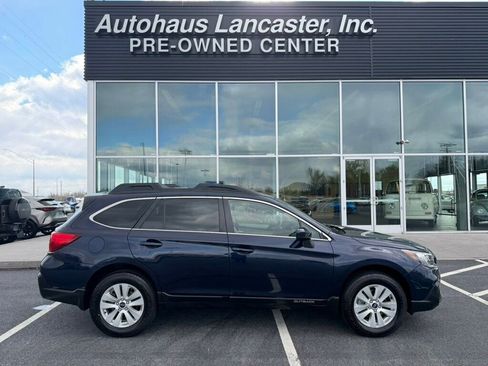 Used 2018 Subaru Outback 2.5i Premium image 1