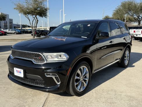 Used 2022 Dodge Durango SXT w/ Anodized Platinum Package image 9