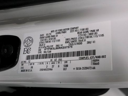 Certified 2024 Ford F150 XLT w/ XLT Black Appearance Package image 32