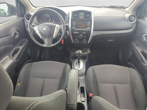 Used 2018 Nissan Versa SV w/ SV Special Edition Package image 21