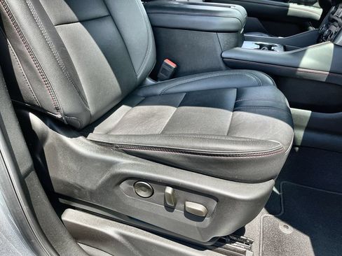Used 2023 Chevrolet Tahoe RST AWD/4WD image 29
