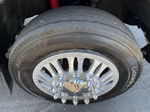 Used 2014 Ford F450 Platinum AWD/4WD image 46