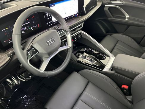 New 2025 Audi Q5 Premium Plus image 9