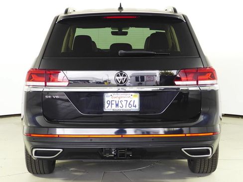 Used 2023 Volkswagen Atlas SE w/ Black Wheel Package FWD image 8