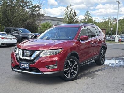 Used 2017 Nissan Rogue SL w/ SL Premium Package