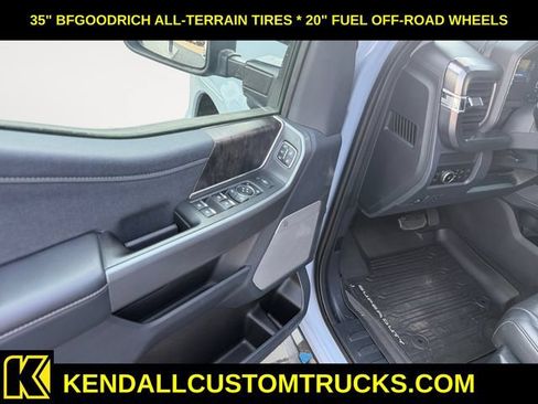 Used 2025 Ford F350 Lariat w/ Black Appearance Package AWD/4WD image 10