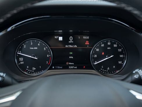 Used 2023 Buick Envision Avenir image 29