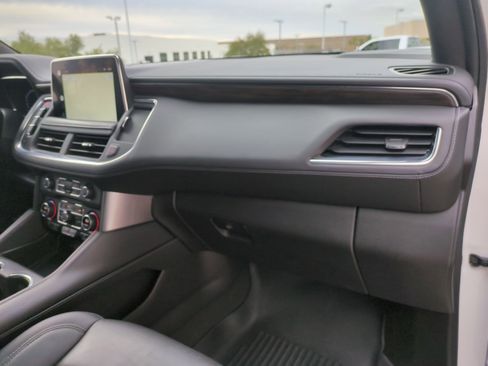 Certified 2022 Chevrolet Tahoe Z71 w/ Luxury Package image 30