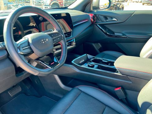 Certified 2025 Chevrolet Equinox RS w/ Safety and Technology Package image 16