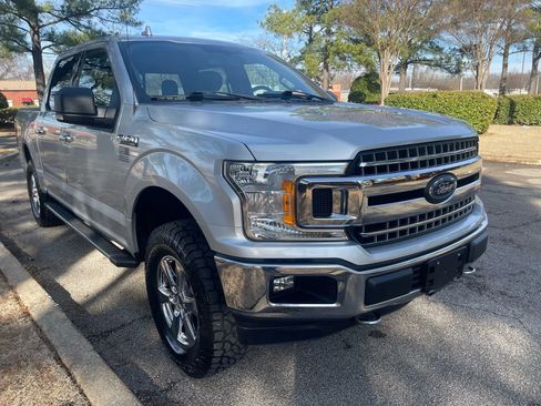 Used 2018 Ford F150 XLT w/ Equipment Group 302A Luxury image 7