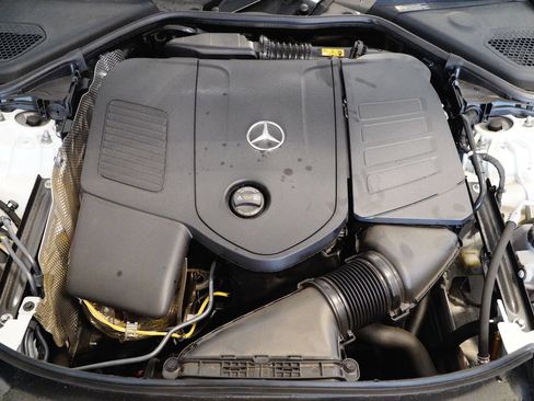 Used 2026 Mercedes-Benz E 350 4MATIC Sedan image 29