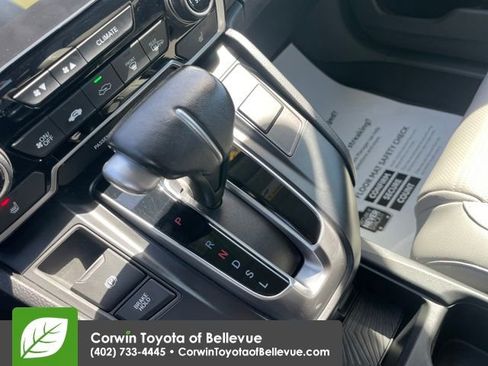 Used 2018 Honda CR-V Touring image 15