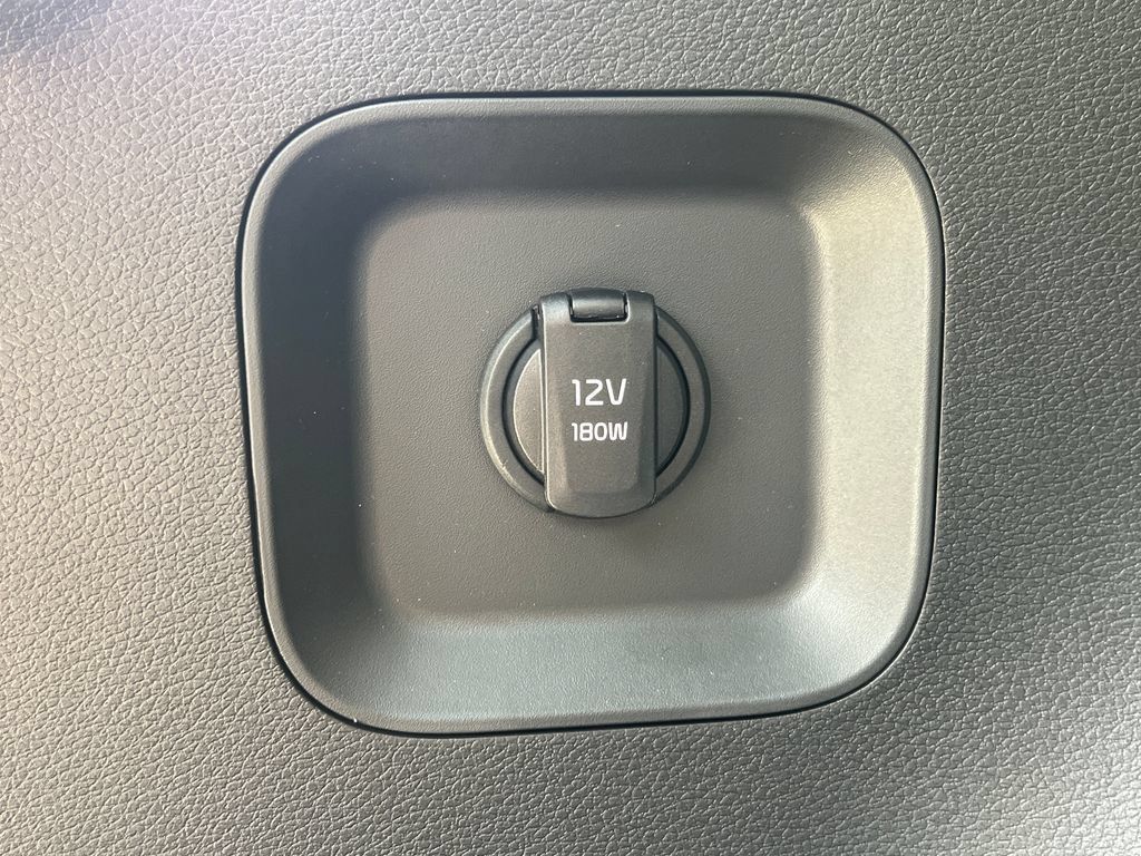 New 2026 Kia Sportage SX FWD image 41