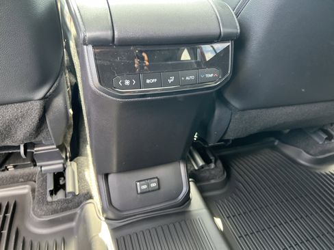New 2026 Toyota Highlander XSE AWD/4WD image 23