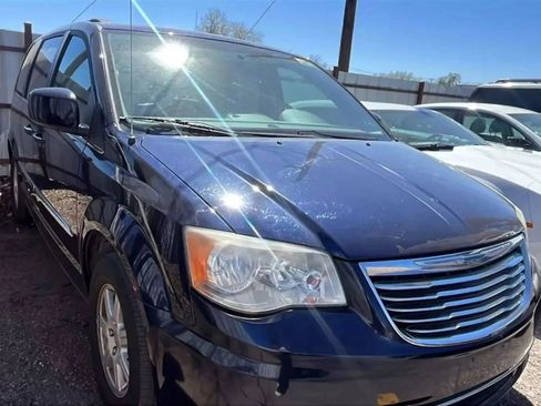 Used 2012 Chrysler Town & Country Touring w/ Entertainment Group #1 image 3