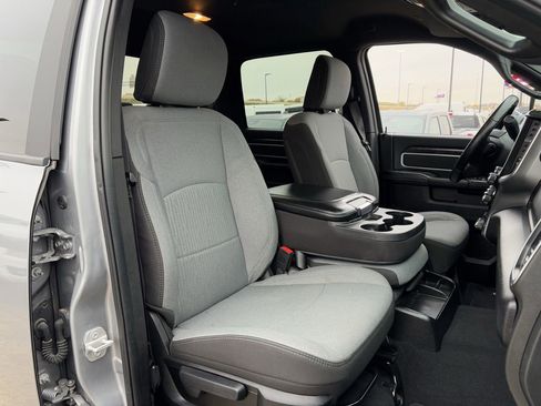 Used 2024 RAM 2500 Big Horn image 30