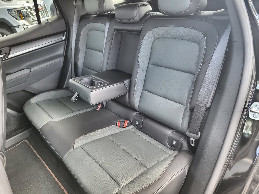 Used 2026 GMC Terrain AT4 w/ Technology Package II AWD/4WD image 25
