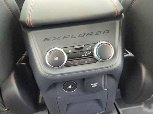 Used 2025 Ford Explorer ST w/ Sun And Sound Package AWD/4WD image 29