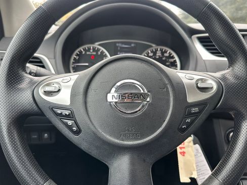 Used 2018 Nissan Sentra S image 26