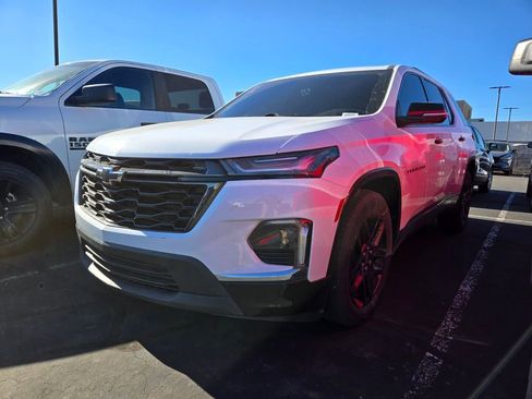 Used 2023 Chevrolet Traverse Premier w/ Redline Edition image 2