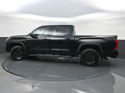 Used 2025 Toyota Tundra SR5 w/ SR5 Premium Package AWD/4WD image 43
