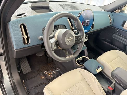 Certified 2025 MINI Cooper Countryman S w/ Comfort Package Max image 4