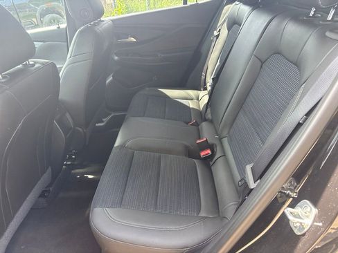 Used 2024 Buick Envista Preferred w/ Convenience I Package FWD image 8