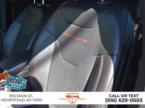 Used 2025 Jeep Compass Trailhawk AWD/4WD image 11