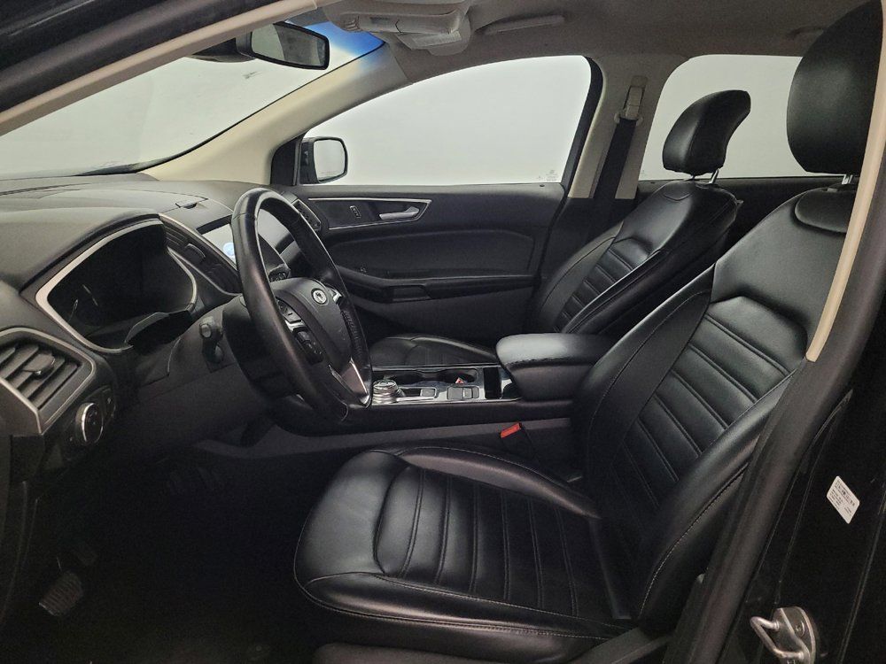 Used 2019 Ford Edge SEL w/ Equipment Group 201A FWD image 17