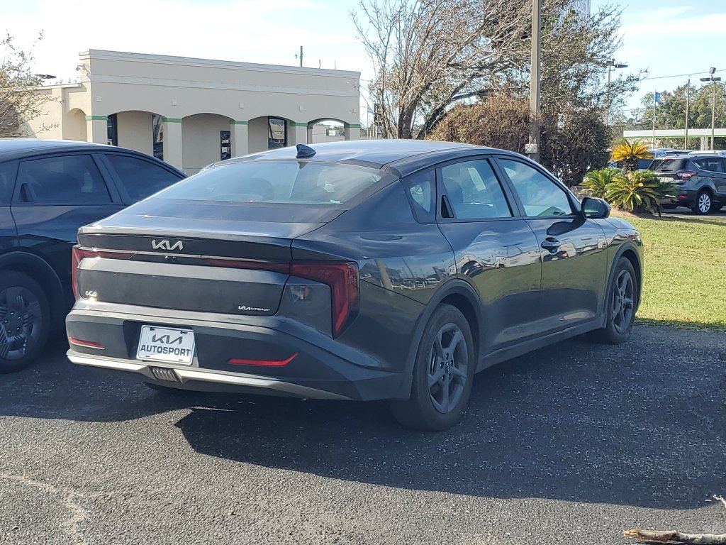 Used 2025 Kia K4 FWD image 4