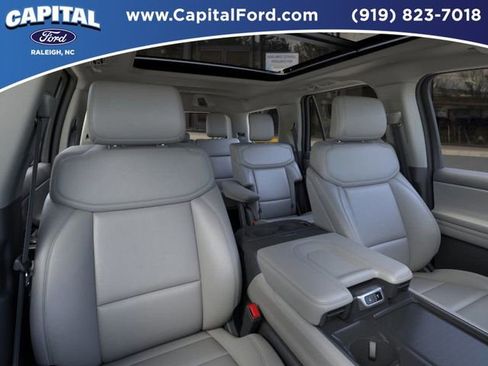 New 2026 Ford Expedition Active AWD/4WD image 10