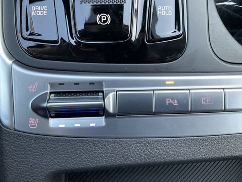 New 2026 Kia Carnival SX image 23