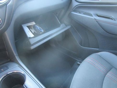 Used 2023 Chevrolet Equinox RS image 15