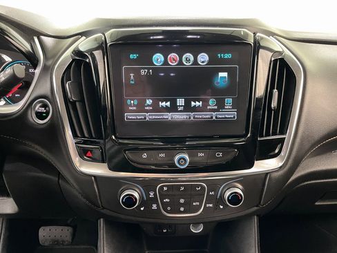 Certified 2018 Chevrolet Traverse LT image 29