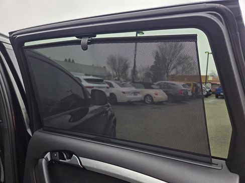 Used 2014 Audi Q7 3.0T S line Prestige w/ S Line Package image 17