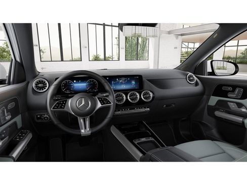 Certified 2026 Mercedes-Benz GLA 250 4MATIC image 3