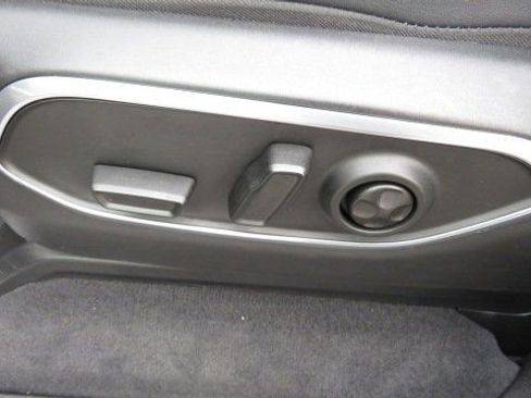 Used 2022 Jeep Wagoneer Series III w/ Premium Group I image 17