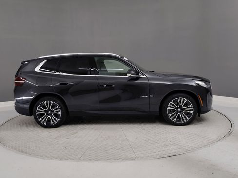 New 2026 BMW X3 xDrive30 w/ Premium Package image 5